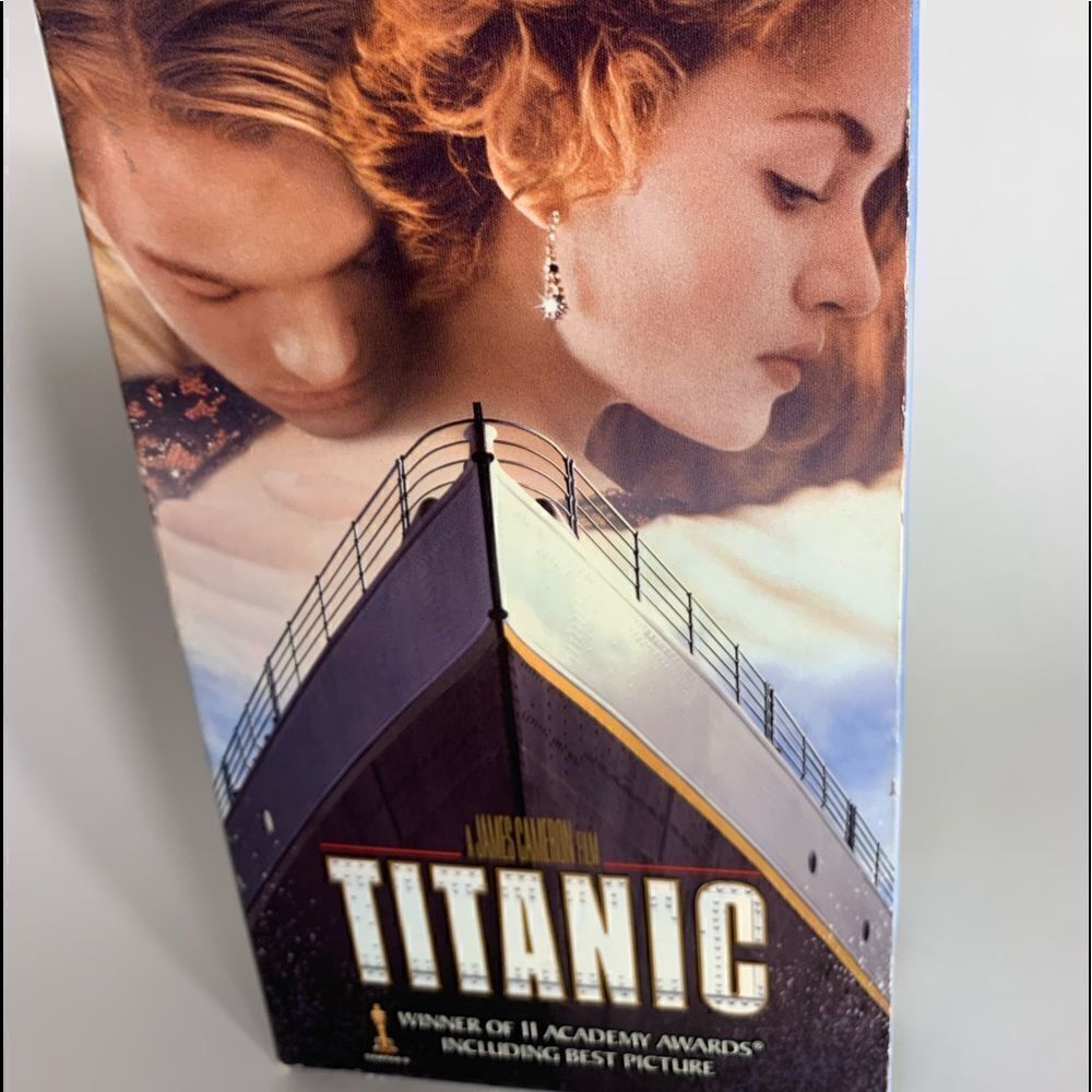 Titanic 2 DVD Set Boxed Winner Of 2 Academy Awards Best Picture Top Of The World